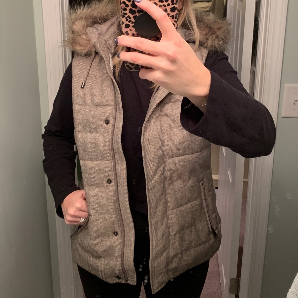 Banana Republic - puffer herringbone vest